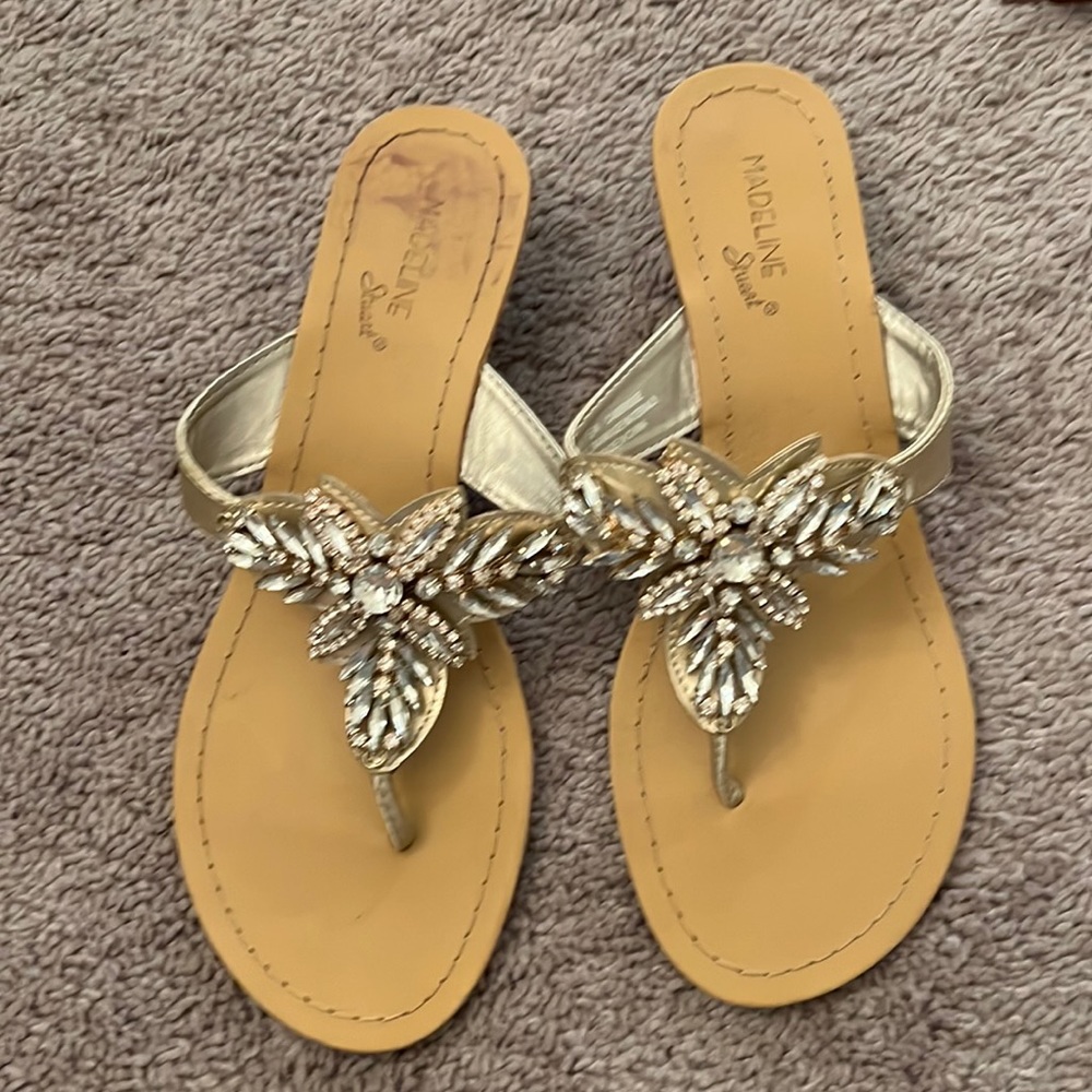 Diamond sandal with very small heel
